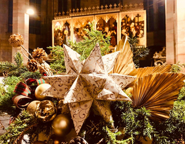 Dom Weihnachten groß